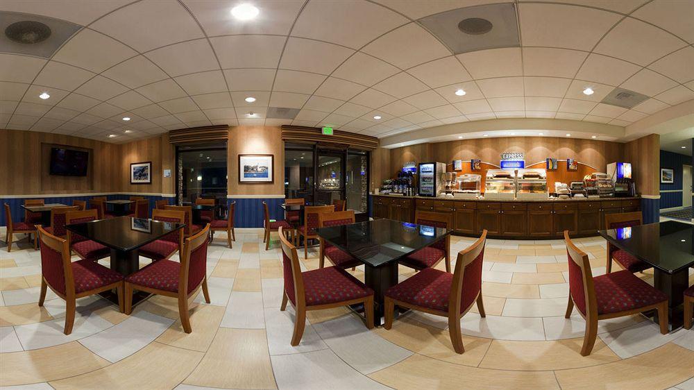 Holiday Inn Express Hotel & Suites Santa Cruz By Ihg Exterior foto