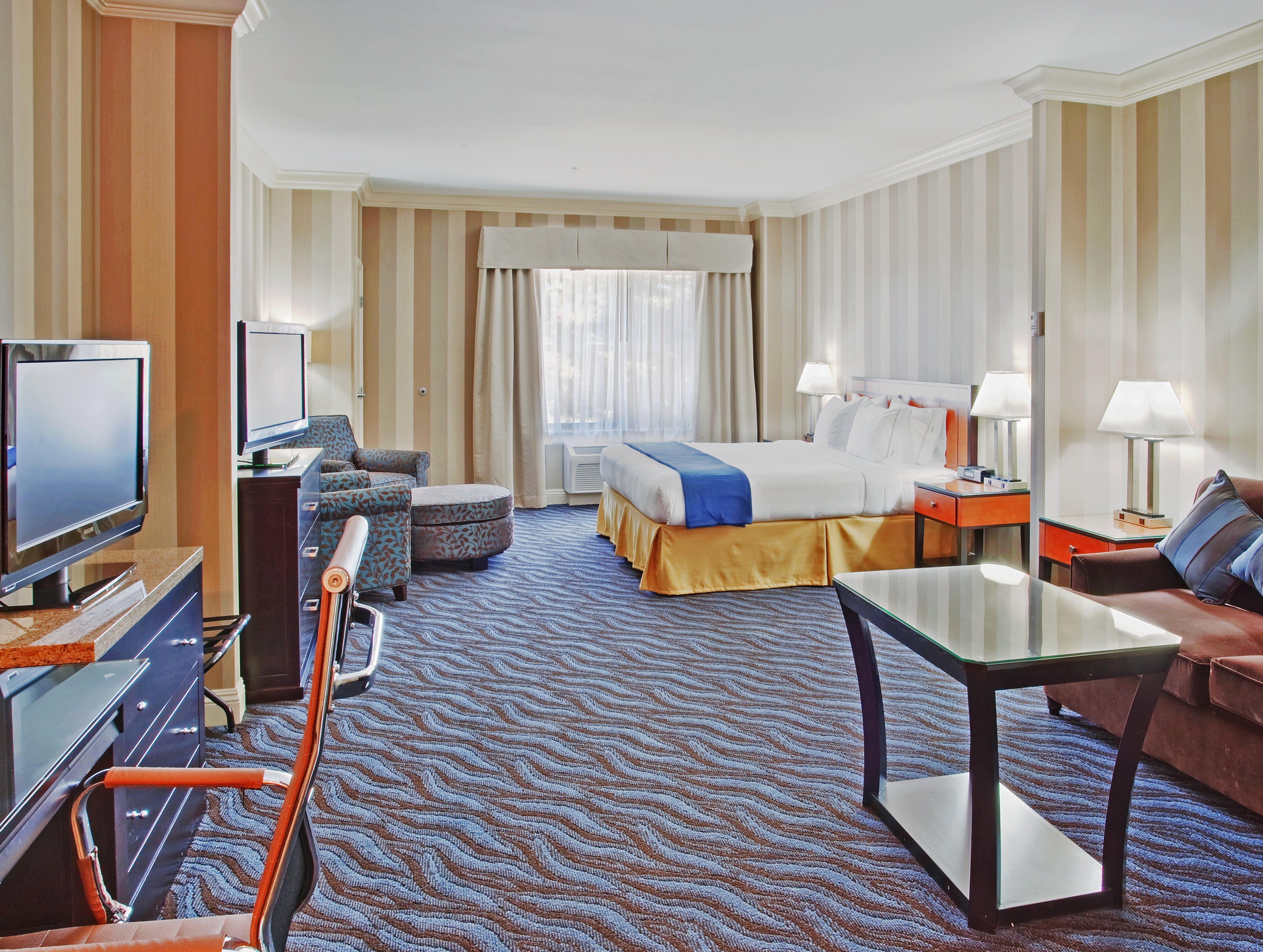 Holiday Inn Express Hotel & Suites Santa Cruz By Ihg Exterior foto